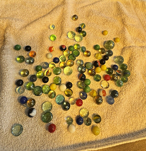 Mixed lot glass toy - mixed, marbles